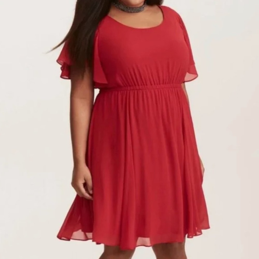 NWT Torrid short sleeve chiffon mini skater dress